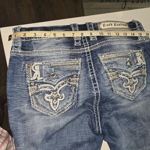 Rock Revival Women's Faded Blue Embroidered Mid-rise Skinny Jeans Size 27